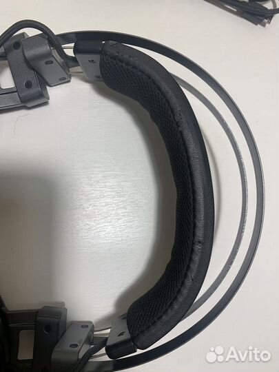 Razer Nari Ultimate наушники