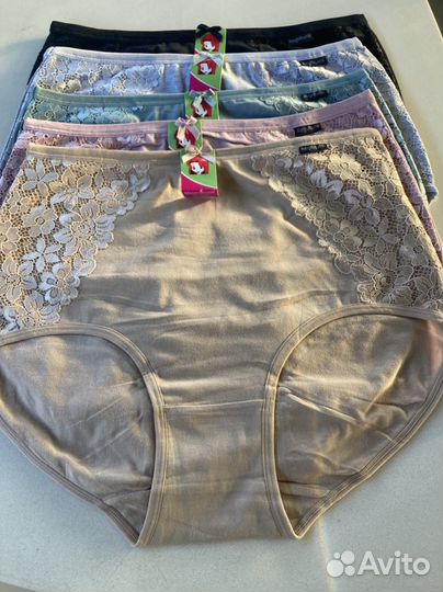 Бюстгальтеры и трусы