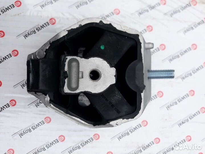 Опора кпп Audi. 107992755