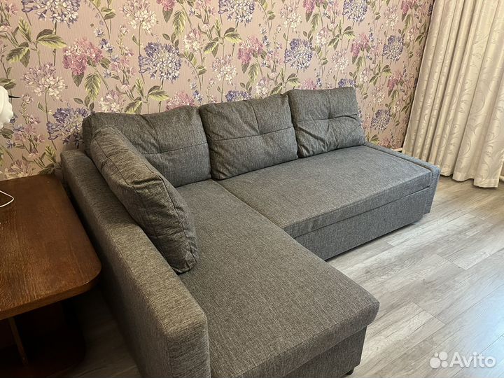Диван угловой серый