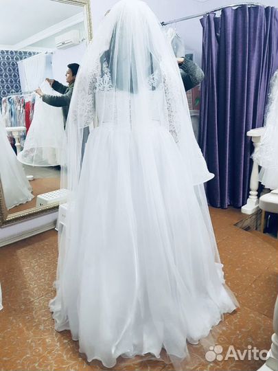 Свадебное платье