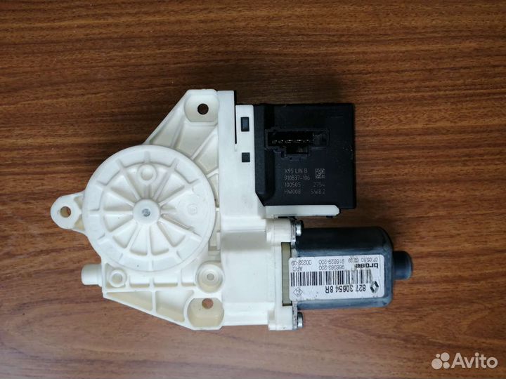 Моторчик стеклоподъемника зад правый рено флюенс