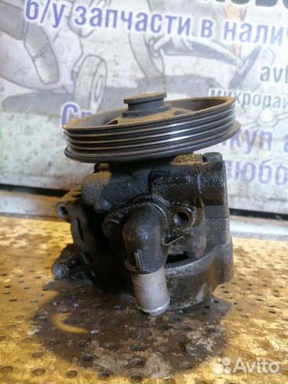 Насос гур Opel Insignia