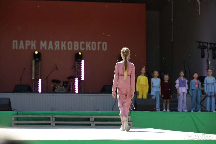 Летний костюм на девочку 134-146