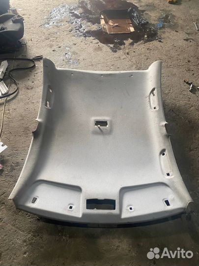 Потолок Mazda 3