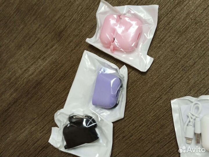 Наушники эерподцы и чехлы на них