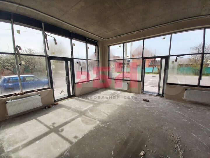 207,3 м высокий трафик, изолированный вход