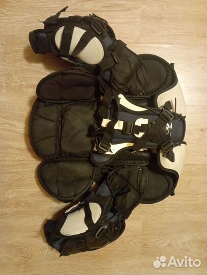 Вратарский нагрудник sr