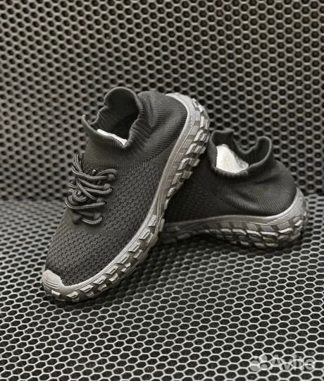 Кроссовки летние