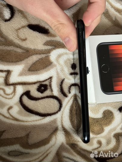 iPhone SE (2022), 64 ГБ