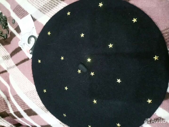 Берет черный женский