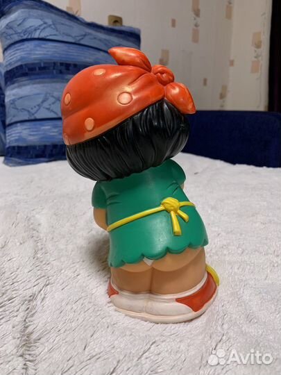 Игрушка пищалка СССР уборщица