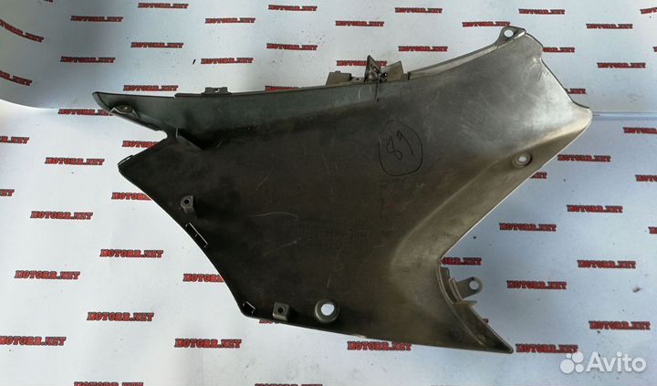 Пластик боковой правый Suzuki DL 650 V-strom