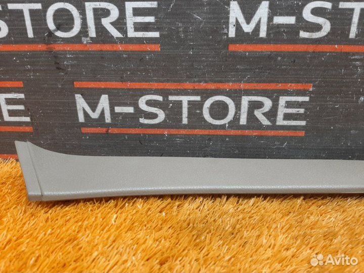 Обшивка двери багажника левая Volvo Xc90 C95