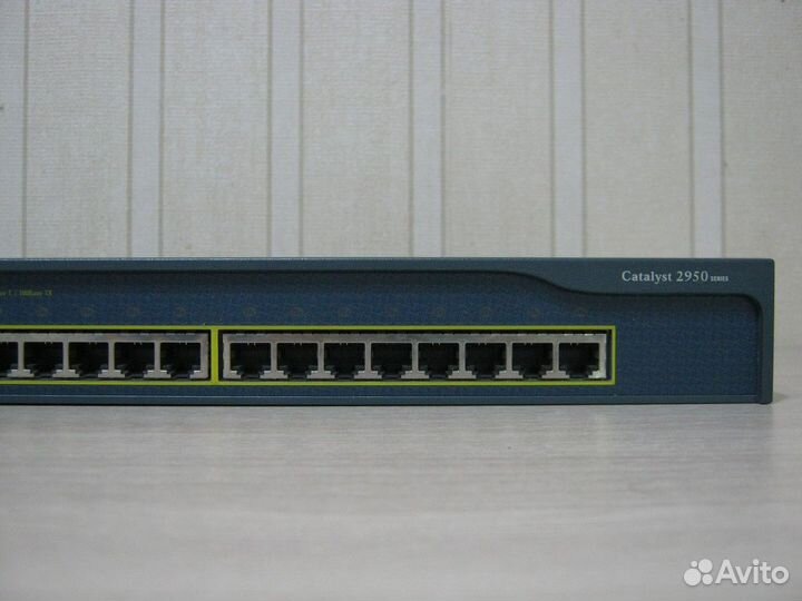 Коммутаторы Cisco Catalyst WS-C2950-24 бу отл сост