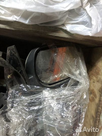 Зеркало боковое на чери тиго 2006