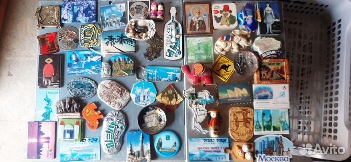 Коллекция магнитиков