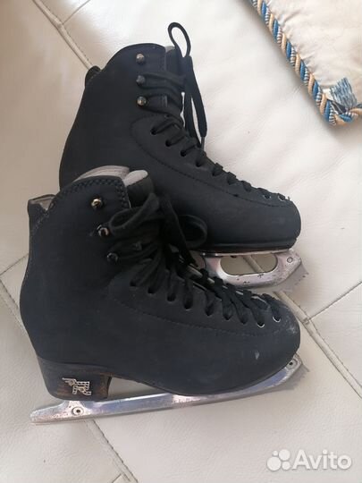 Фигурные коньки risport 195