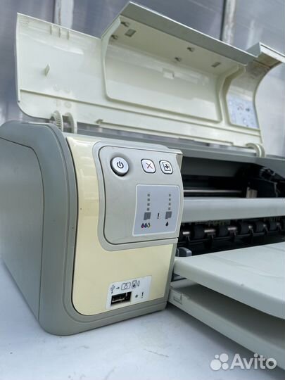 Цветной струйный принтер HP Deskjet D4363