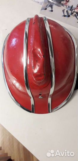 Каска пожарника