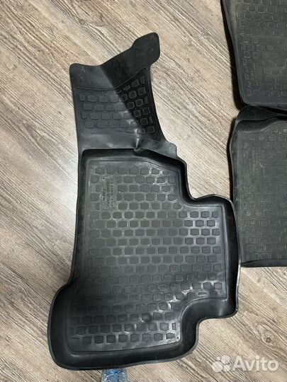Оригинальные коврики в салон suzuki grand vitara