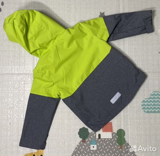 Ветровка для мальчика новая 110 размер