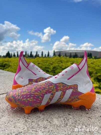 Бутсы Adidas Predator Freak