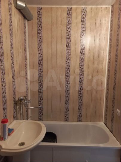 2-к. квартира, 42,1 м², 3/3 эт.