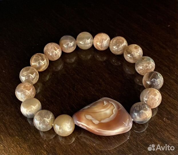 Браслет из черного лунного камня