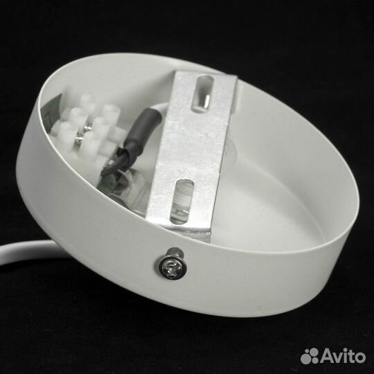 Люстра подвесная на кухню современная