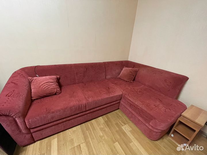 Угловой диван бу