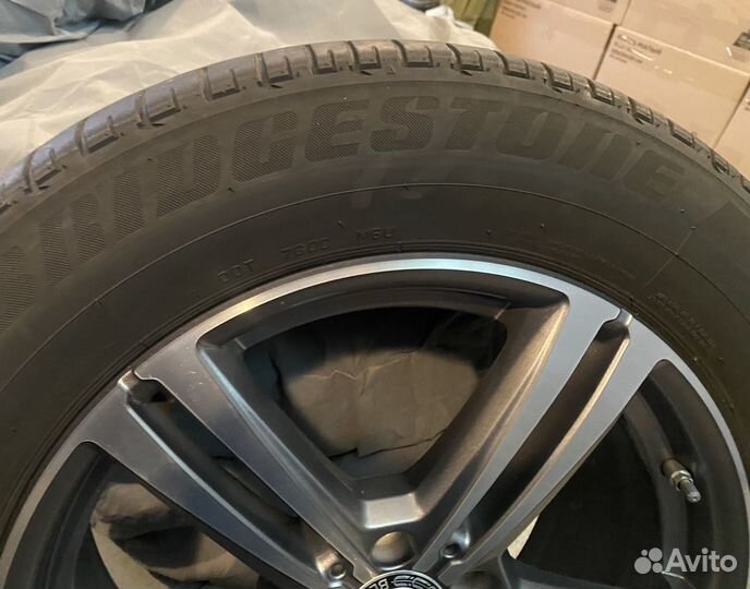 Bridgestone Dueler H/P 235/60 R18 103V