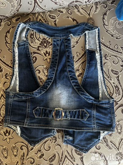 Джинсовая жилетка