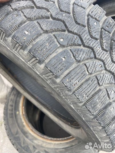 Bridgestone Blizzak Spike-01 195/65 R15
