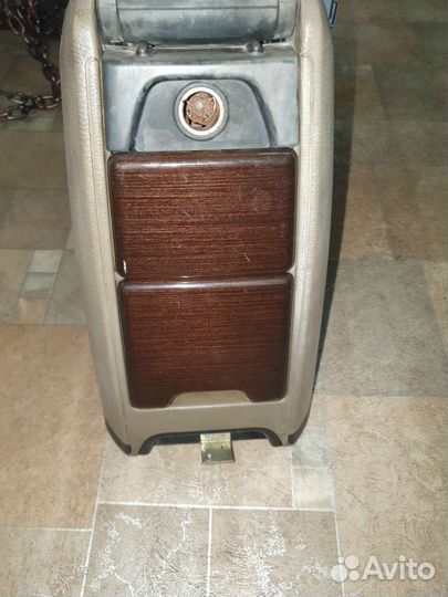 Подлокотник на вольво хс90 рест