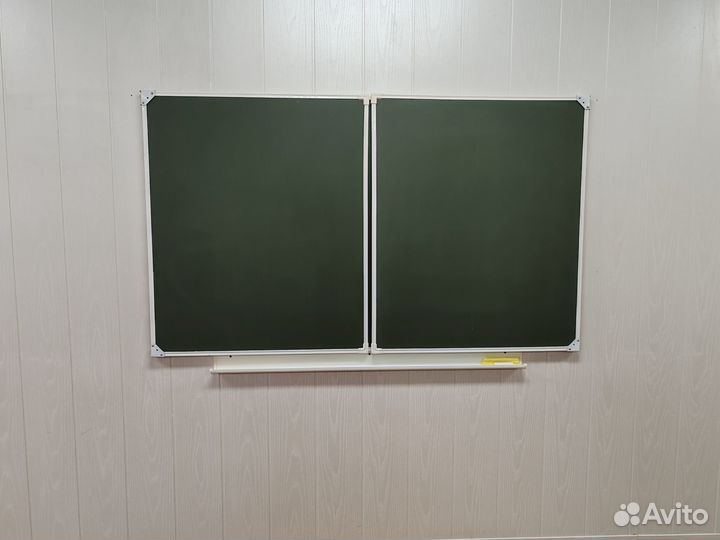 Магнитно-меловая доска