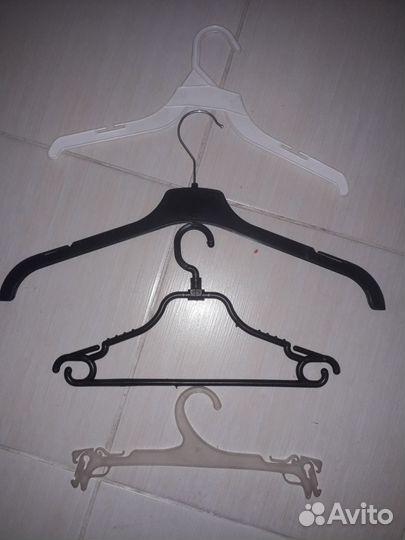 Вешалки плечики