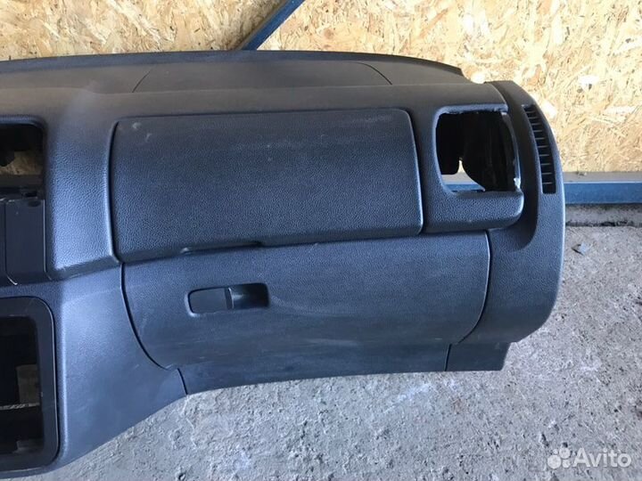 Торпедо Skoda Fabia 2 хетчбек 1.2 2008