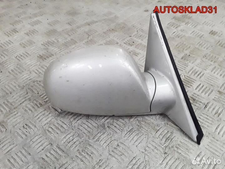 Зеркало правое Hyundai Verna Accent 3 876201E100