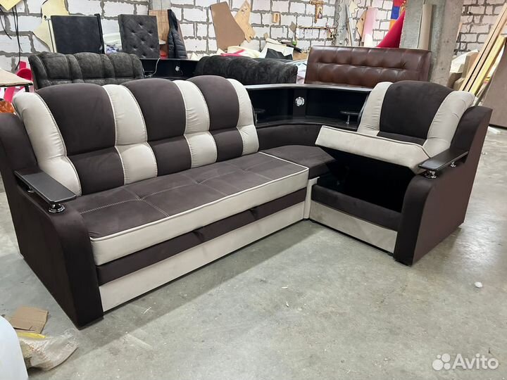 Угловой диван