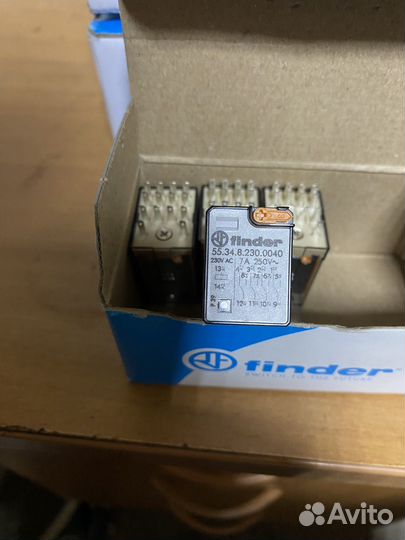 Реле и розетки финдер/finder