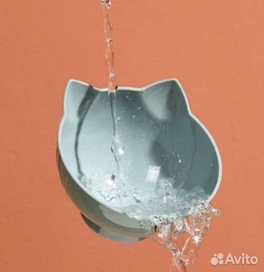 Миска для кошек и собак с бутылкой новая