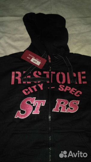 Костюм спортивный женский размер S новый с биркой