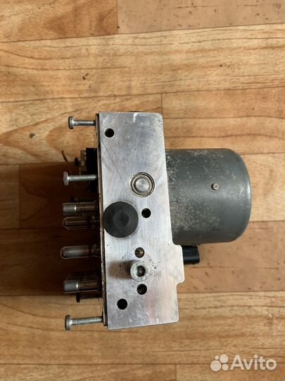 Блок abs audi a8 d3 2005