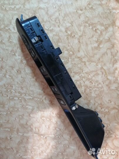 Блок управления стеклоподъемниками рено меган 3