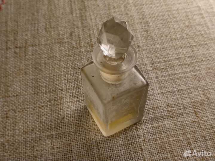 Флакон с крышкой раскопок Königsberga