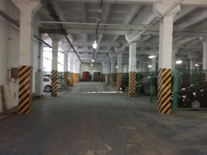 Машиноместо, 17 м²