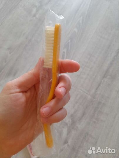 Зубные щетки ГДР