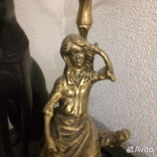 Старинный подсвечник бронза