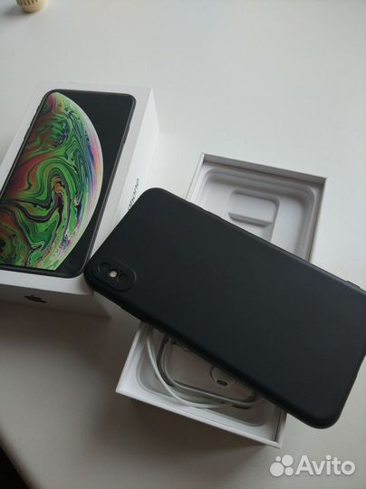 iPhone Xs Max, 64 ГБ